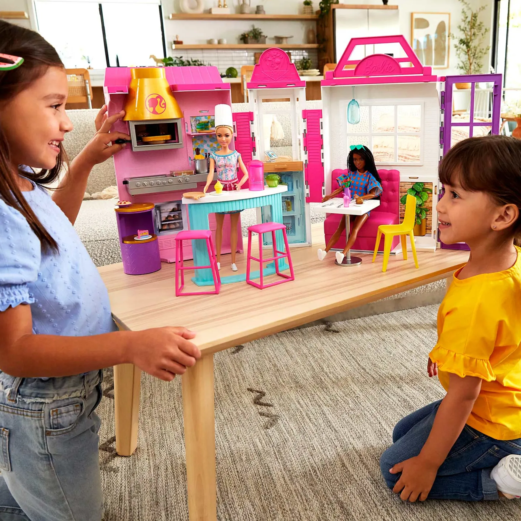 Barbie Cook ‘n Grill Restaurant Doll and Playset