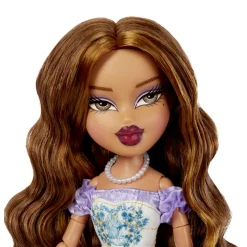 Bratz Goin Out! Doll Yasmin