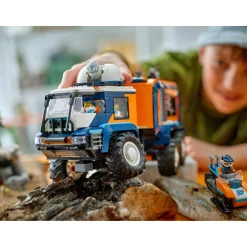LEGO 60471 City Exploration Laboratoriumtruck Op  De Noordpool