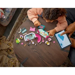 LEGO 43274 Disney Classic Minnie's Huisdierenhotel