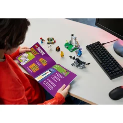 LEGO 77075 Fortnite Peely en Sparkplugs Kamp