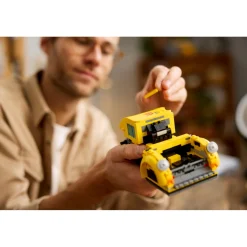 LEGO 10338 Icons Bumblebee