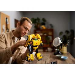LEGO 10338 Icons Bumblebee