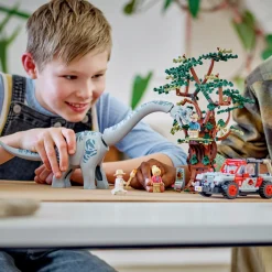 LEGO 76960 Jurassic World Brachiosaurus ontdekking