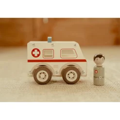 Little Dutch ambulance met pegdoll fsc