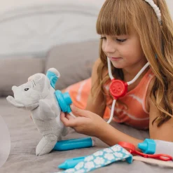Melissa & Doug  Examine & Treat Pet Vet Play Set
