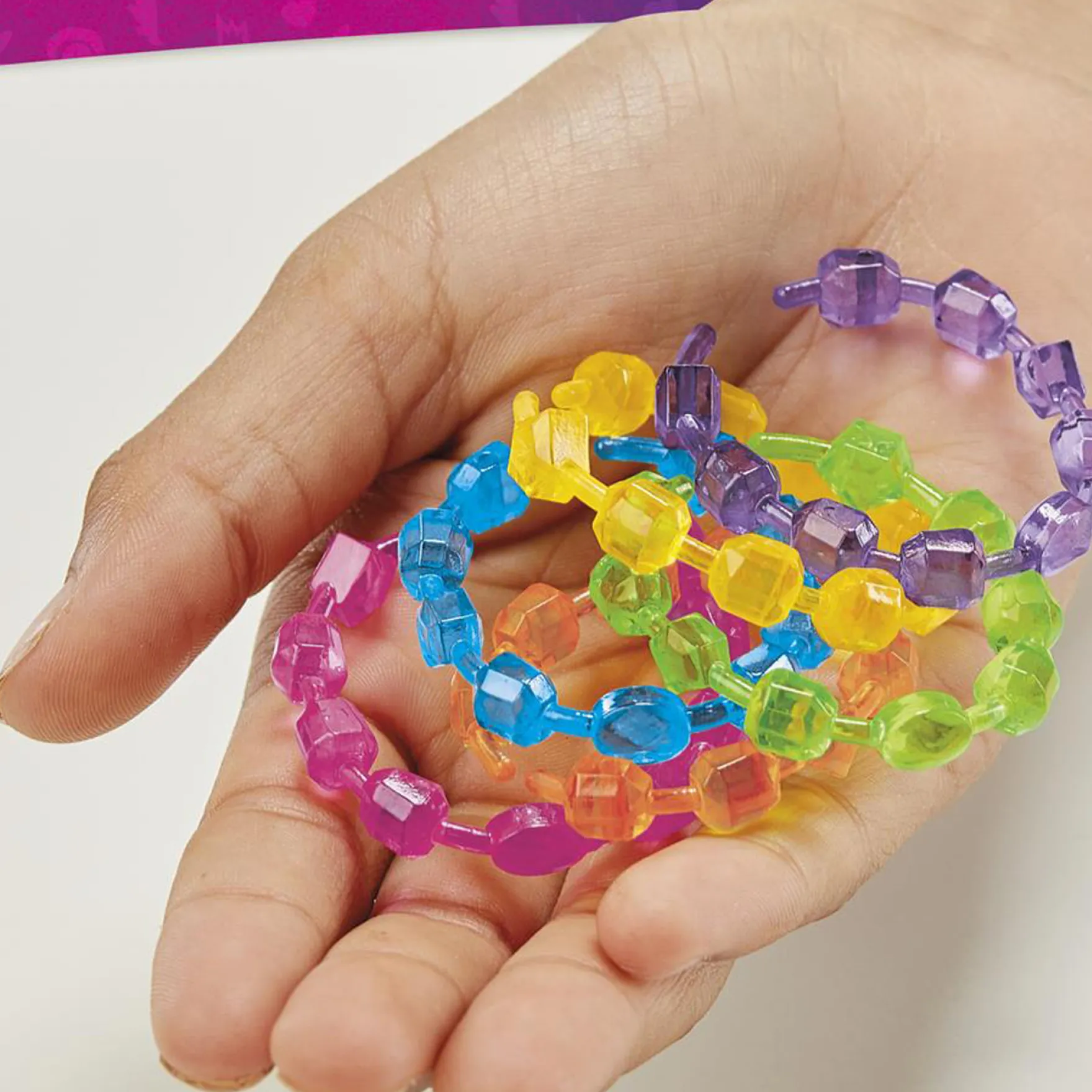 My Little Pony Stralende Izzy Moonbow