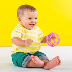 Oball Rattle easy grip roze