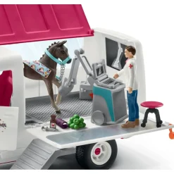 Schleich 72147 Bezoek van de dierenarts aan de  stal