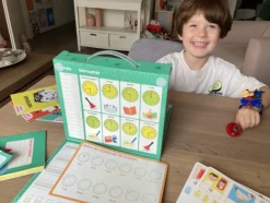 Schooltje Spelen Met Schoolbel Zwijsen