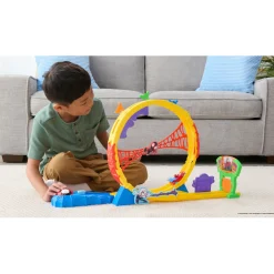 Spidey super loop track set
