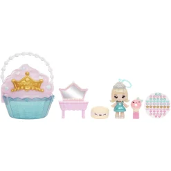 Yummiland Beauty Bag Playset + Lip Gloss Doll  Cupcake Beauty Bag